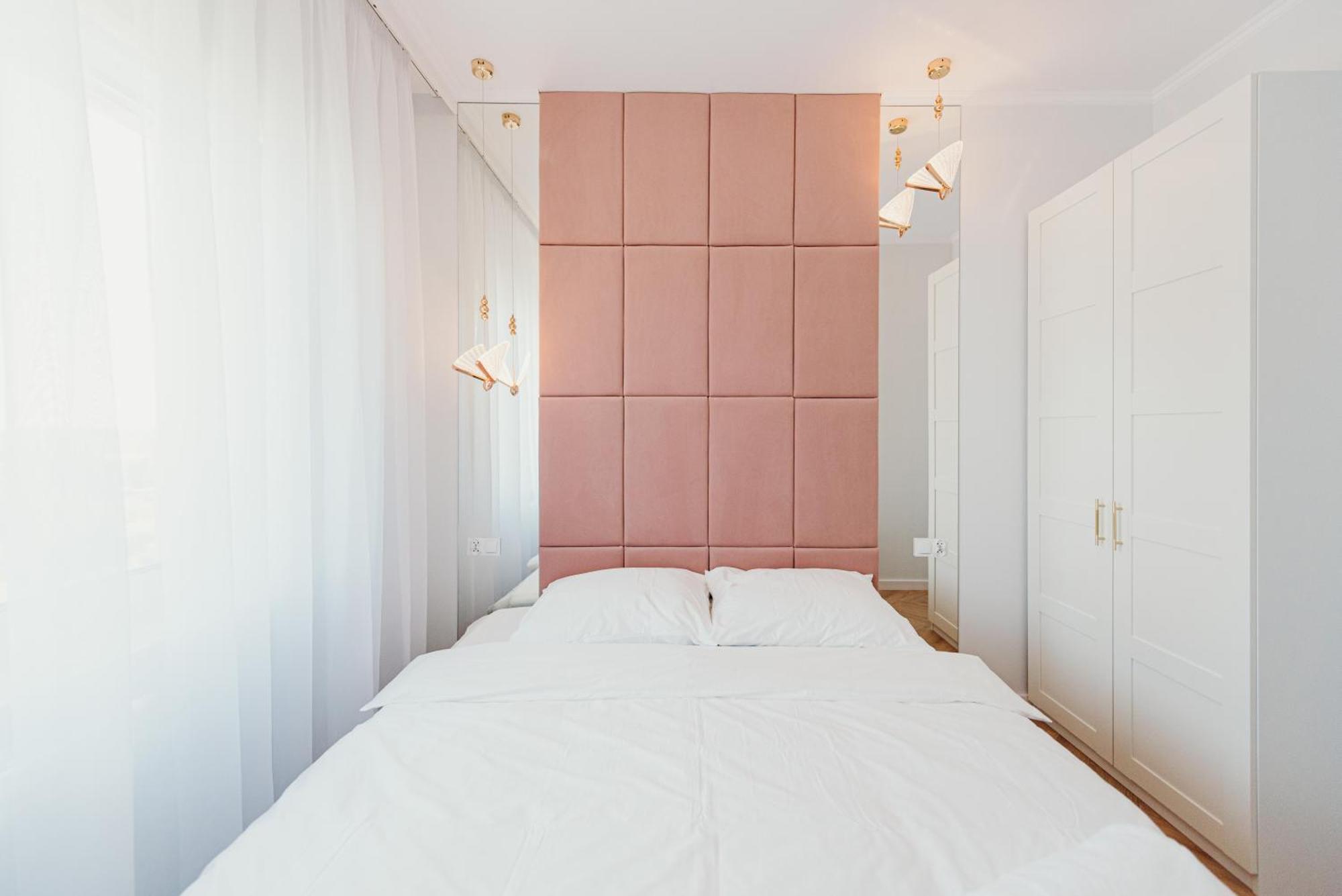 3 Bedrooms Premium Bella Rosa For 8 Guests With Ac And Underground Parking Rzeszów Exteriör bild